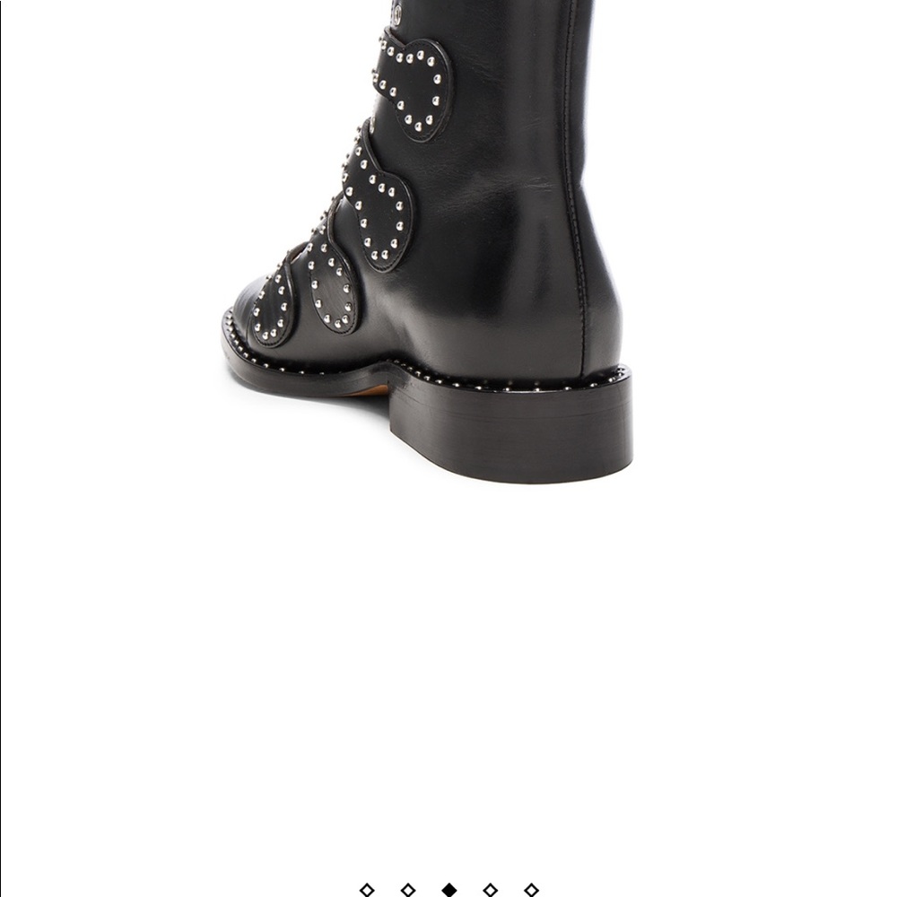 Givenchy Studded Boots. 100% authentic. Size 38 - Picture 5 of 8